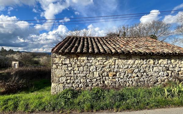 Terrain à vendre    Les Assions