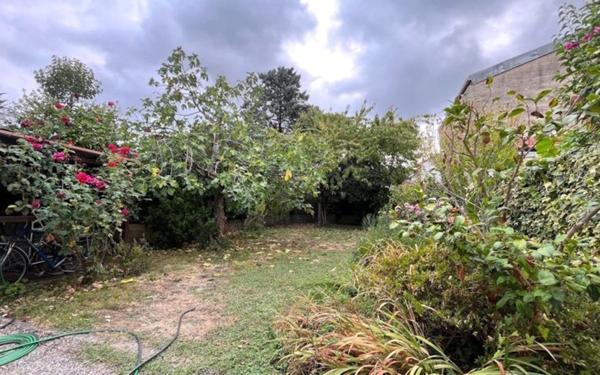 Maison à vendre    5 pièces •  Bordeaux