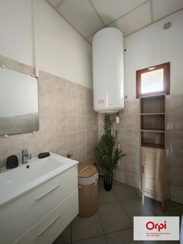 Appartement à louer    3 pièces • 56,72 m2    Montluçon