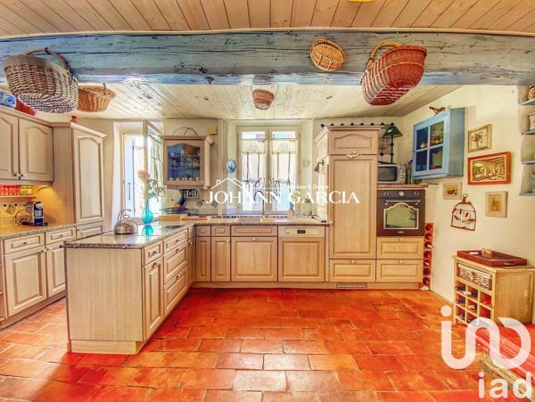 Maison de village 8 pièces de 223 m² à Mirabel-aux-Baronnies (26110)