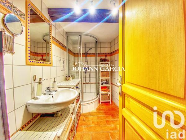 Maison de village 8 pièces de 223 m² à Mirabel-aux-Baronnies (26110)