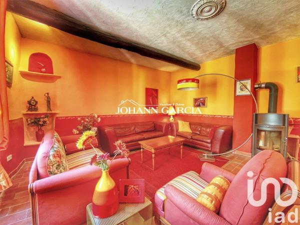 Maison de village 8 pièces de 223 m² à Mirabel-aux-Baronnies (26110)