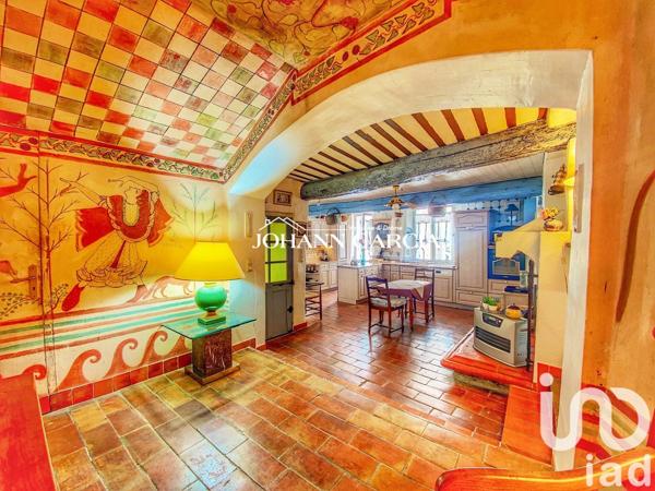 Maison de village 8 pièces de 223 m² à Mirabel-aux-Baronnies (26110)