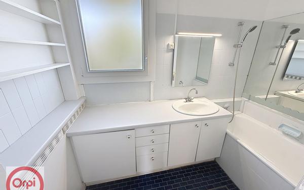 Maison à louer    5 pièces •  Pau