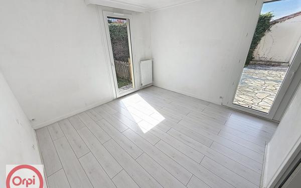 Maison à louer    5 pièces •  Pau