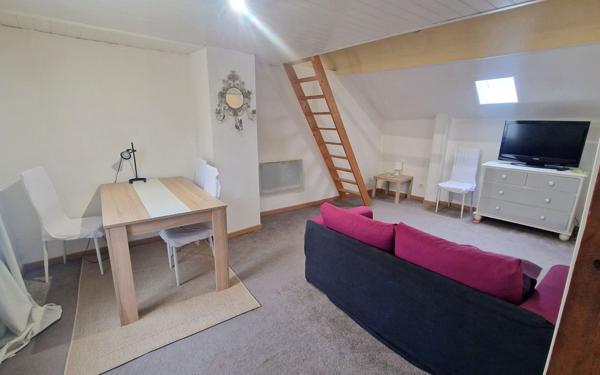 Appartement à louer    1 pièce •    Rozay-en-Brie