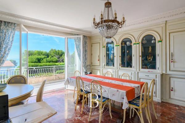 Sanary-sur-Mer, Villa 11 Chambres -  290 m² à vendre