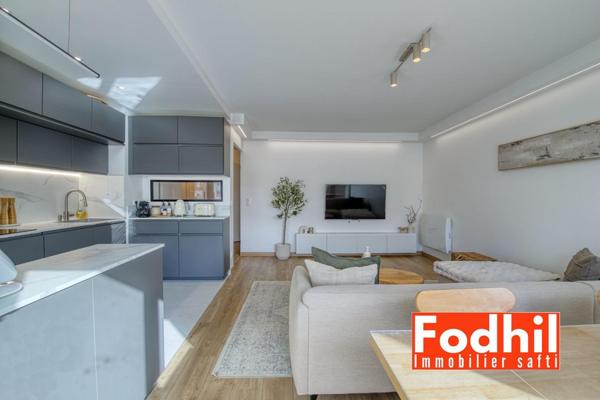 Superbe 3 pièces lumineux avec balcon, cave et deux parkings à proximité du centre-ville