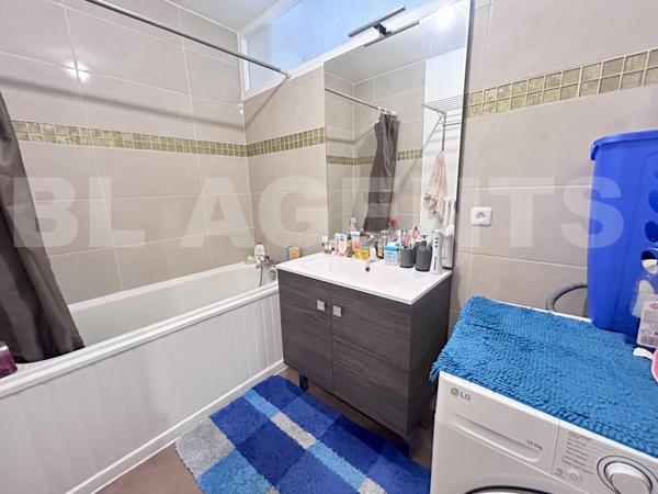 Appartement 3 pièces de 83 m² – Double balcon – Grand séjour – Possibilité F4