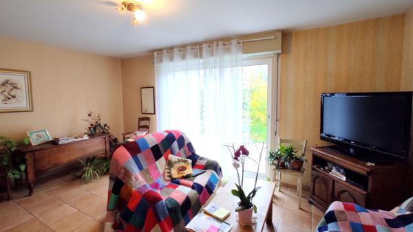 Maison Thure 4 pièce(s) 107 m2