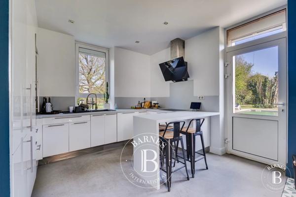 Toulouse, Maison 4 Chambres -  199 m² à vendre