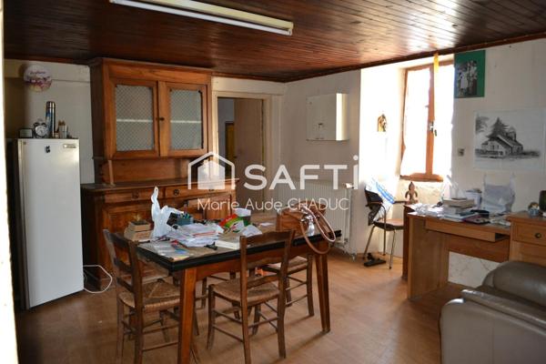 Maison 70 m2, 150 m2 de dépendances, terrain 1124 m2