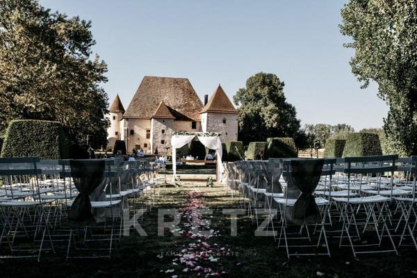 Château du XVIe siècle avec piscine et salle de réception