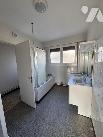 ROUEN Droite : Saint Gervais - Préfecture 