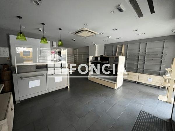 Location Local commercial 3 pièces - 45 RUE DU 6 JUIN Flers 61100