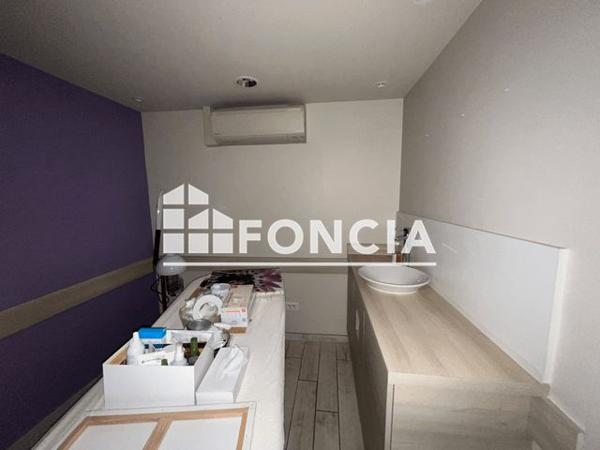 Location Local commercial 3 pièces - 45 RUE DU 6 JUIN Flers 61100