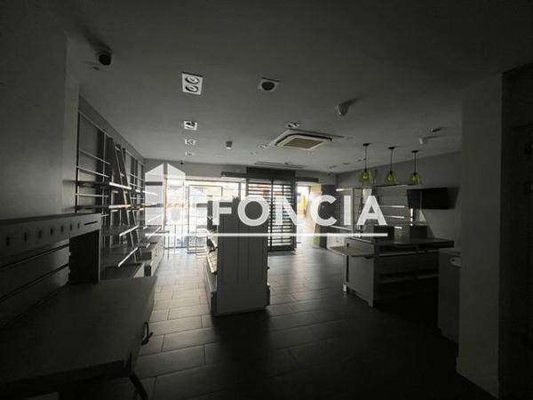 Location Local commercial 3 pièces - 45 RUE DU 6 JUIN Flers 61100