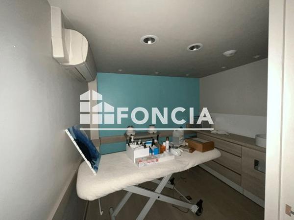 Location Local commercial 3 pièces - 45 RUE DU 6 JUIN Flers 61100