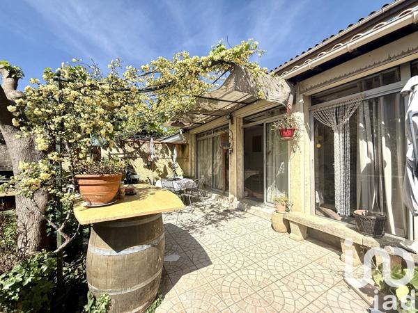 Maison 6 pièces de 130 m² à Roquemaure (30150)