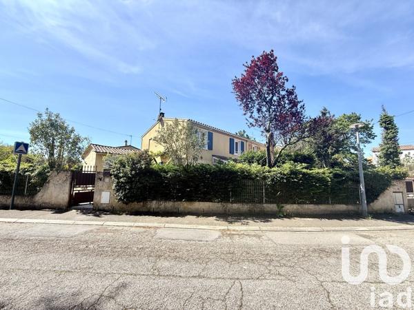 Maison 6 pièces de 130 m² à Roquemaure (30150)