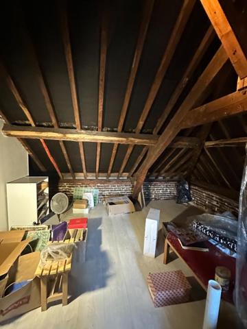 Maison de Maître en centre ville  de Lisieux avec jardin et dépendances