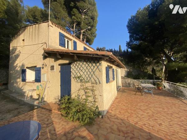 MAISON T5, 120 M² ENVIRON, AVEC PISCINE, SUR 2185 M² DE TERRAIN CLOS VUE MER.