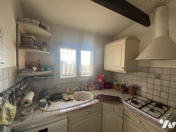 MAISON T5, 120 M² ENVIRON, AVEC PISCINE, SUR 2185 M² DE TERRAIN CLOS VUE MER.