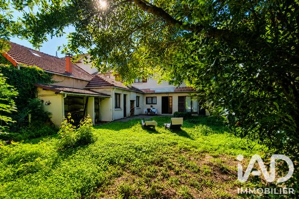 Maison à vendre 9 pièces 191,57 m² Antony