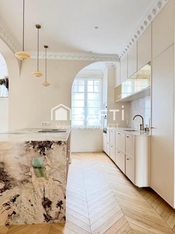 EXCLUSIVITÉ – TRIANGLE D’OR, QUARTIER CARNOT – COMPIÈGNE