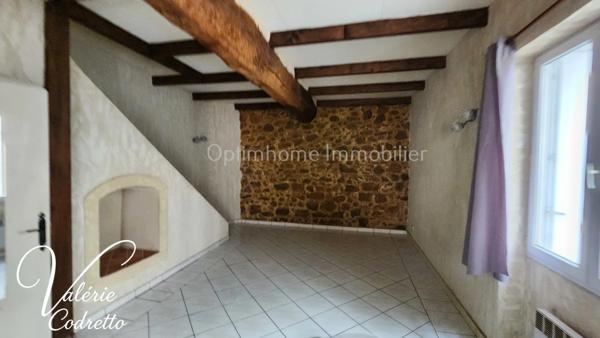 SOLLIES-TOUCAS (83210) – MAISON DE VILLAGE – T3 SPACIEUX + LOGEMENT INDÉPENDANT +  ESPACE BUREAU – CENTRE DU VILLAGE 83210