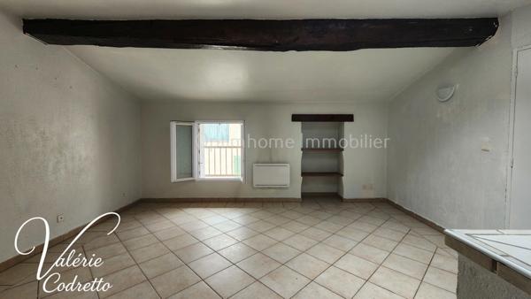 SOLLIES-TOUCAS (83210) – MAISON DE VILLAGE – T3 SPACIEUX + LOGEMENT INDÉPENDANT +  ESPACE BUREAU – CENTRE DU VILLAGE 83210