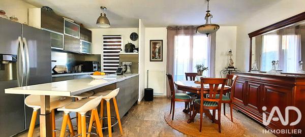 Maison à vendre 5 pièces 81 m² Sainte-Geneviève-des-Bois