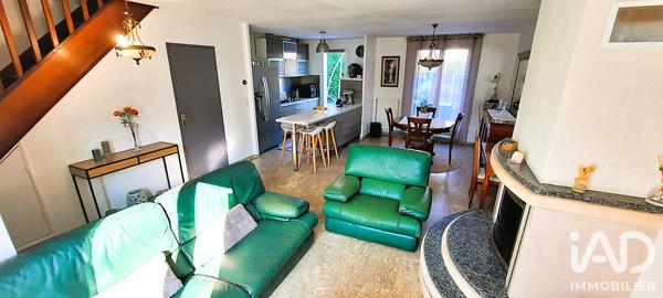 Maison à vendre 5 pièces 81 m² Sainte-Geneviève-des-Bois
