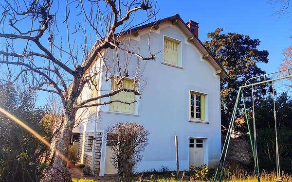 Maison à vendre    6 pièces •  Neuvic