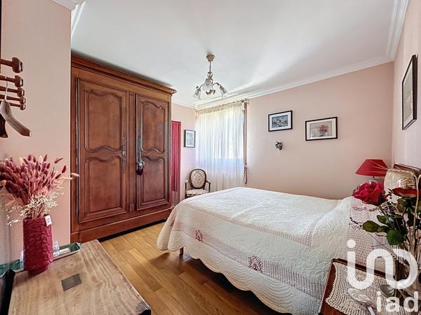 Maison à vendre 7 pièces 136 m² Rambouillet