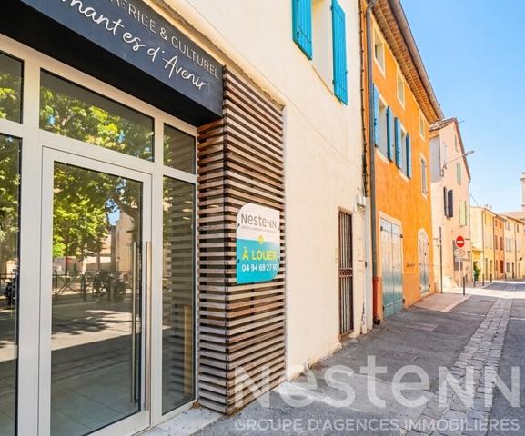 Local commercial Saint Maximin La Sainte Baume 3 pièces 76,75 m2
