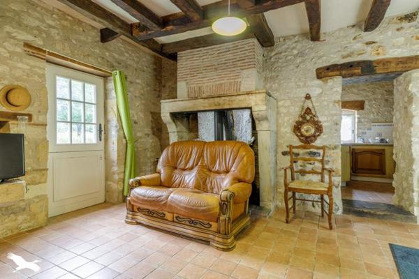 Maison à vendre |  Clion |  16 pièces | 520 m²