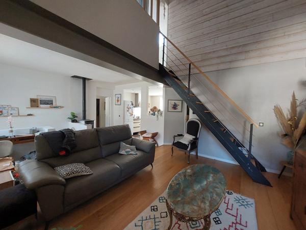 Superbe T4 en Duplex 90 m² avec cave et place de parking