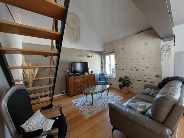 Superbe T4 en Duplex 90 m² avec cave et place de parking