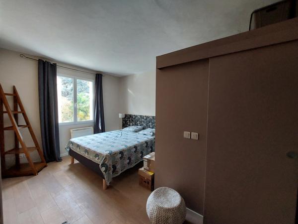 Superbe T4 en Duplex 90 m² avec cave et place de parking