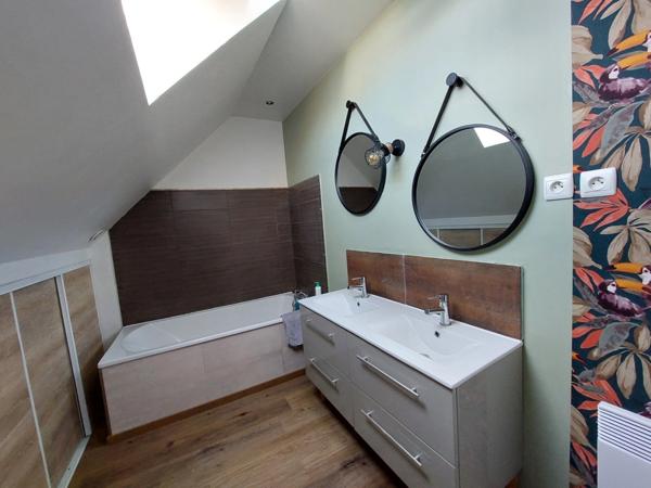 Superbe T4 en Duplex 90 m² avec cave et place de parking