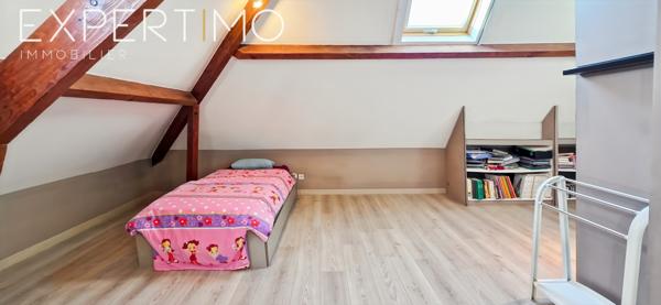 Étréchy (91580) Étréchy – Ville où il fait bon vivre ! Maison lumineuse sans travaux avec, sous-sol total et jardin clos