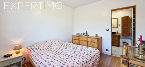 Étréchy (91580) Étréchy – Ville où il fait bon vivre ! Maison lumineuse sans travaux avec, sous-sol total et jardin clos