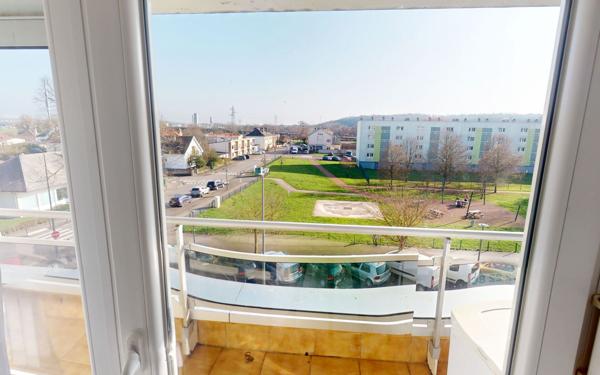 Appartement à vendre    5 pièces •  Uckange