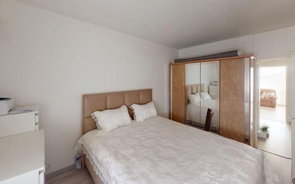 Appartement à vendre    5 pièces •  Uckange