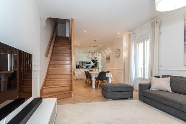 Superbe triplex familial rénové avec terrasse et vue Tour Eiffel - Suresnes Carnot