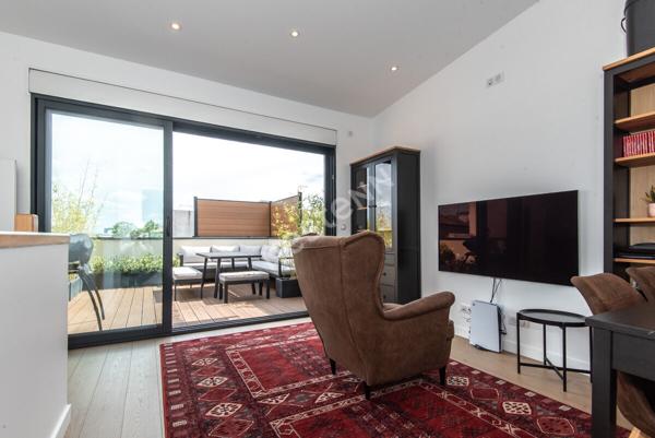 Superbe triplex familial rénové avec terrasse et vue Tour Eiffel - Suresnes Carnot