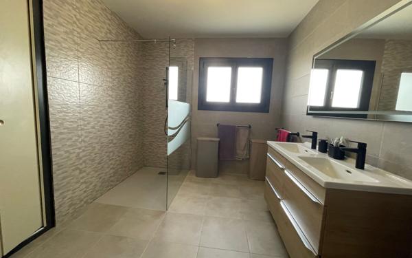 Maison à vendre    5 pièces •  Mugron