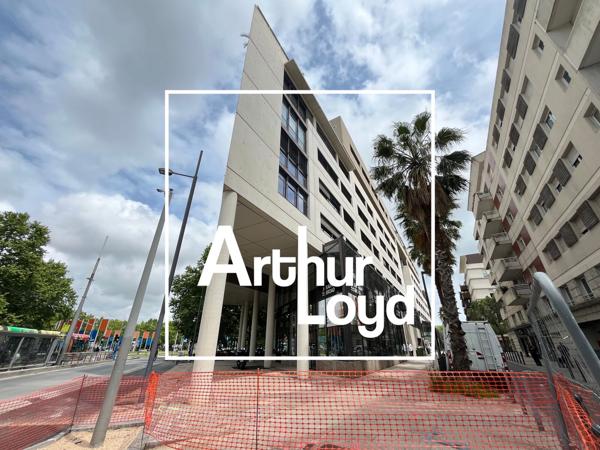Bureaux à louer 88 m² Port Marianne Montpellier parkings privatifs