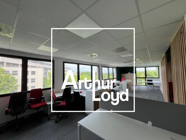 Bureaux à louer 88 m² Port Marianne Montpellier parkings privatifs